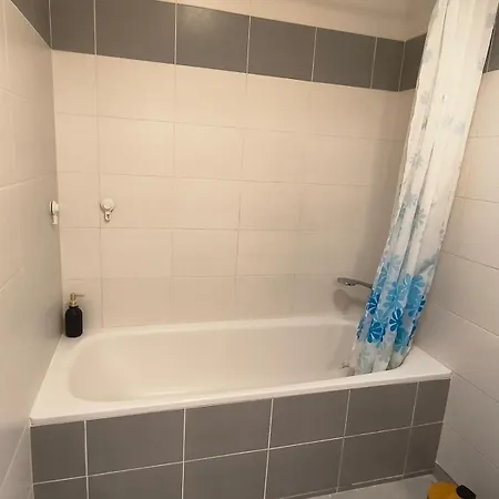 T2 Avec Terrasse & Garage Prive - 53m2 - Proche Jaude Lejlighed Chamalières