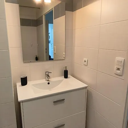 דירה T2 Garage Prive Et Terrasse Proche Thermes *